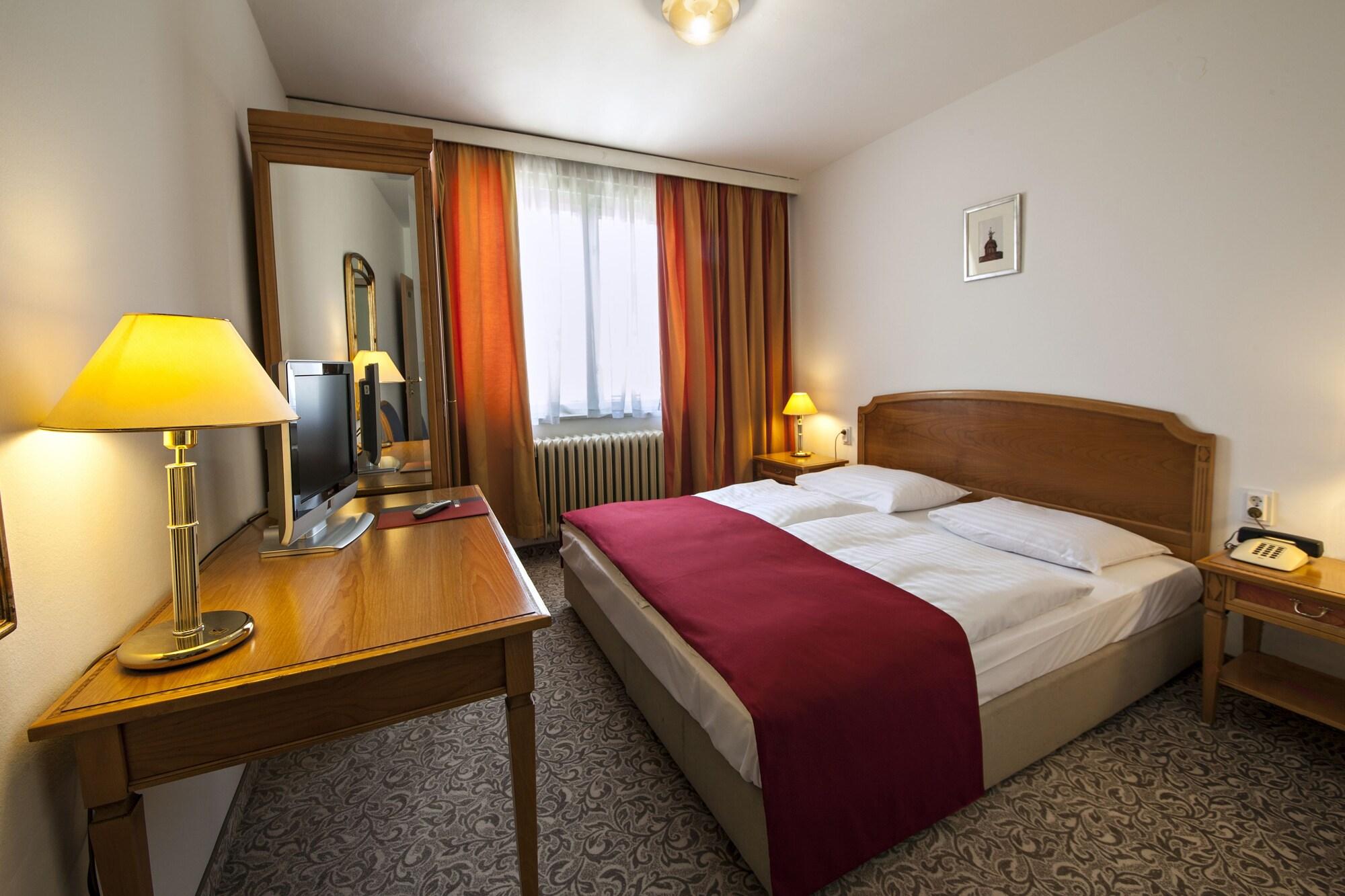 Hotel Zagreb Hotel 2*