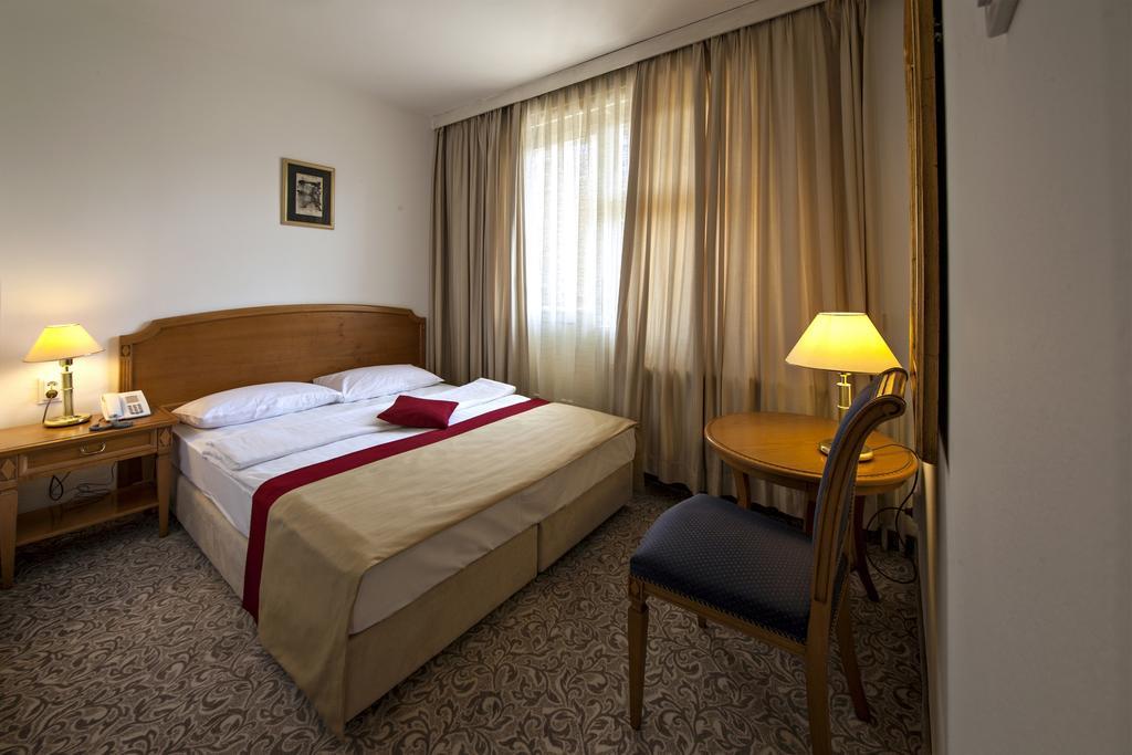 Hotel Zagreb 2*